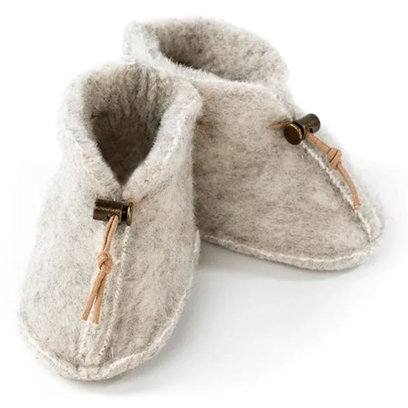 Women's Mid - Calf Suede Boots in Beige with Tassel Trim for a Boho - Inspired StyleAlwero Baby Slippers Emo Light Grey