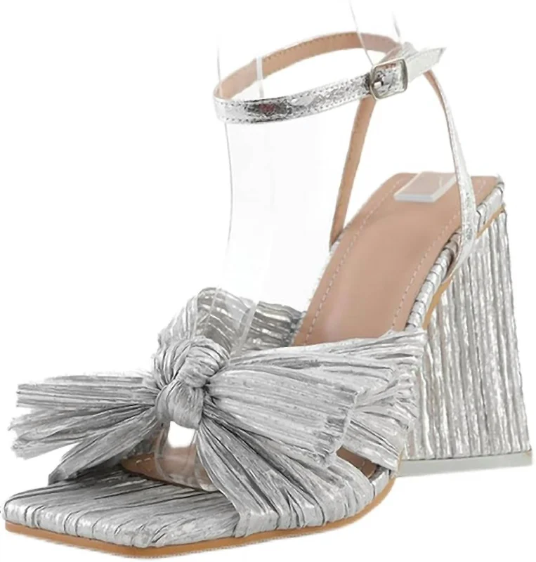 Women's charcoal gray stiletto heel pumps for a neutral yet stylish optionWomen's Retro Bow Heels In Silver