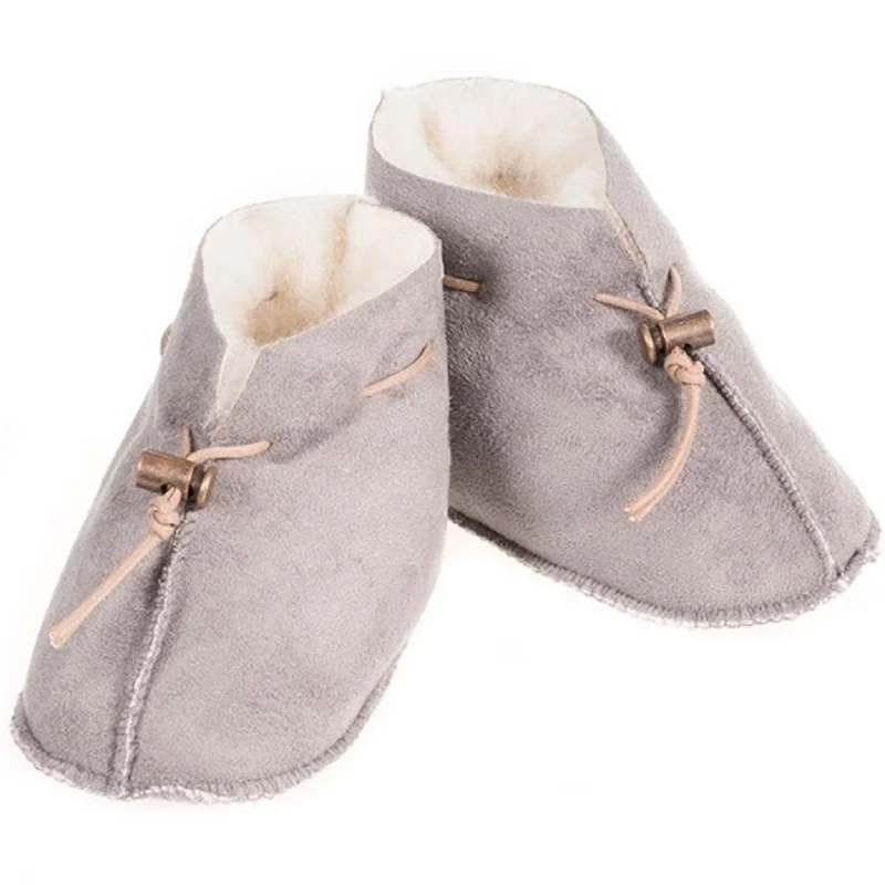 Women's Chunky - Heeled Chelsea Boots in Gray for a Casual and Trendy Everyday LookAlwero Baby Slippers Emo Velours Light Grey