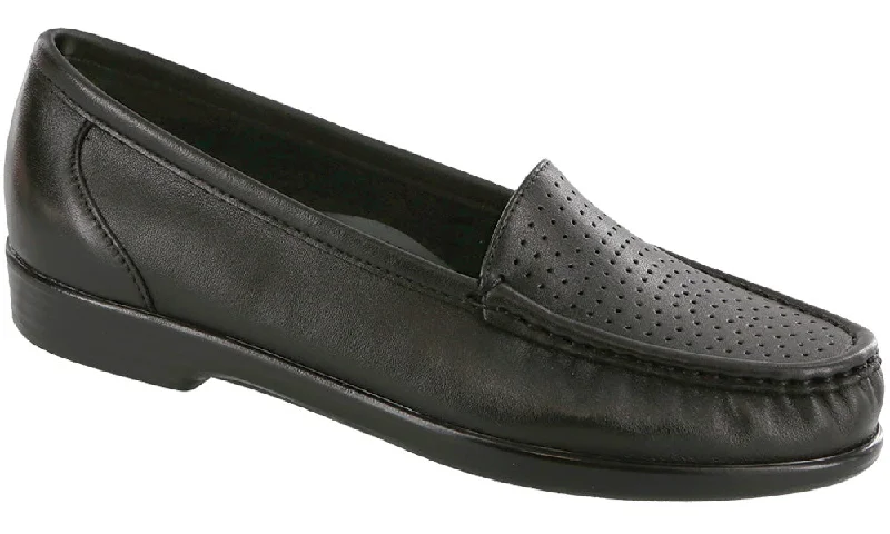 Women's Tassel - Trimmed Loafers with a Low Heel in Olive Green for a Trendy TwistSAS Savvy