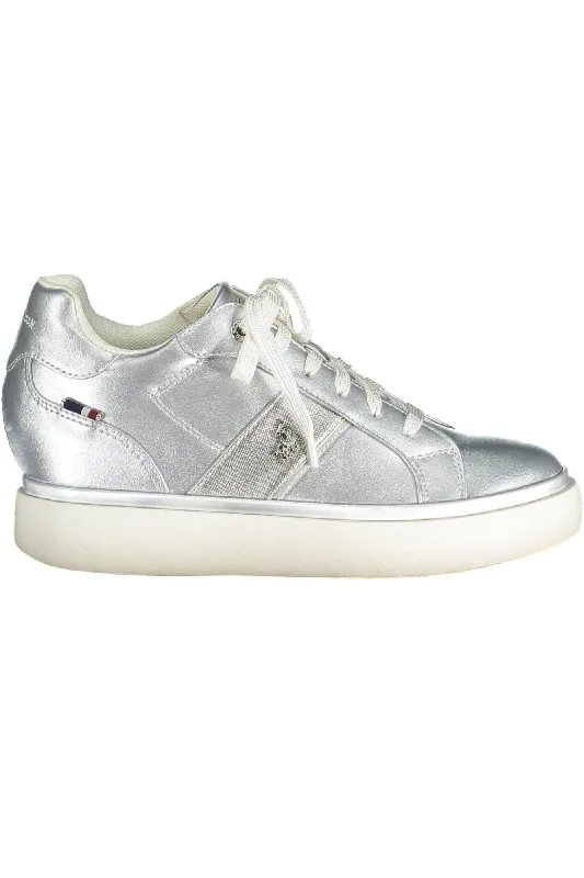 Chunky - Sole Women's Platform Sneakers in White for a Trendy Street Style LookU.S. POLO ASSN.  Lace-Up Sports Sneakers with Logo Women's Detail