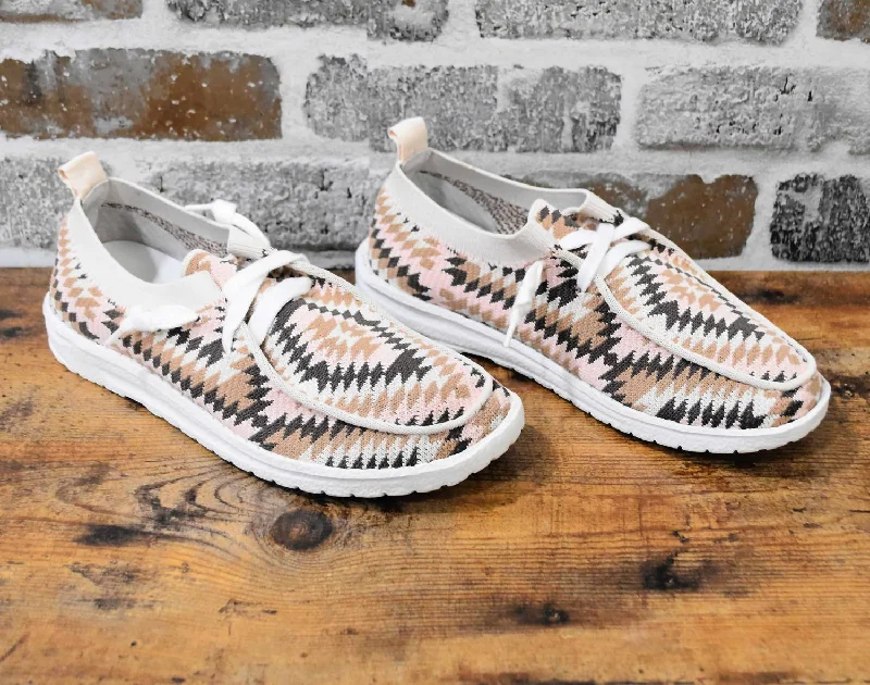 Vegan - Friendly Women's Sneakers Made from Recycled Materials for an Eco - Conscious ChoiceWomen's Gypsy Jazz Pep Fashion Sneakers In Cream Blush