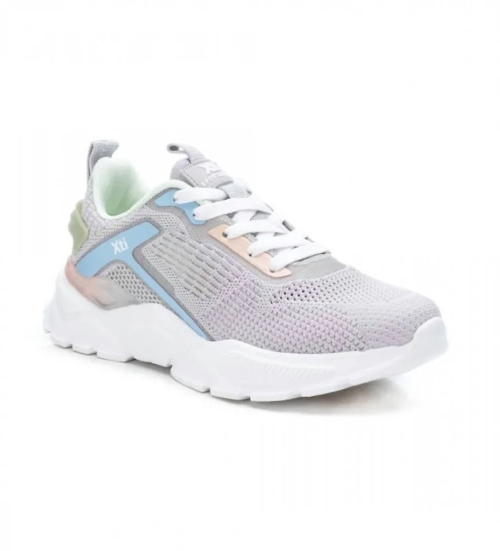 Lace - Up Women's Athletic Sneakers with Shock - Absorbing Midsoles for Intense WorkoutsWomen's Lace-Up Sneakers In Grey