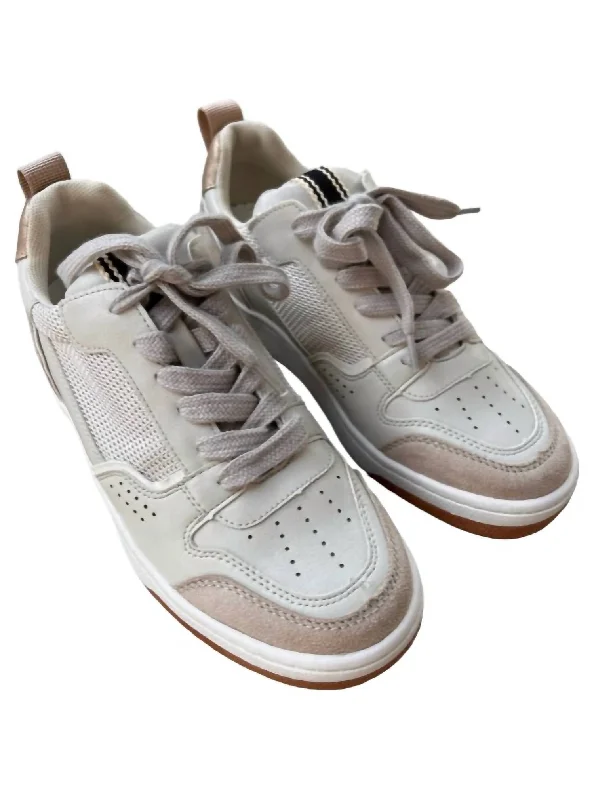 Retro - Style Women's Sneakers in Pastel Colors for a Nostalgic and Fashionable VibeWomen's Romi Sneaker In Distressed Taupe