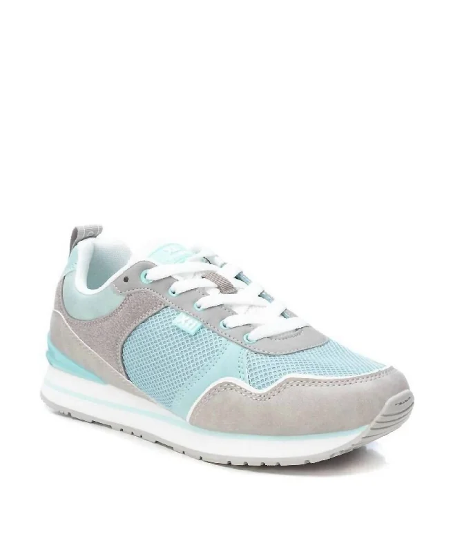 Patterned Print Women's Sneakers in Floral Designs for a Feminine and Fashion - Forward LookWomen's Sneakers In Aqua With Grey Accent