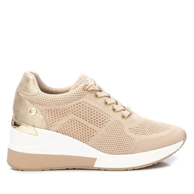 Vegan - Friendly Women's Sneakers Made from Recycled Materials for an Eco - Conscious ChoiceWomen's Wedge Lace-Up Sneakers In Beige